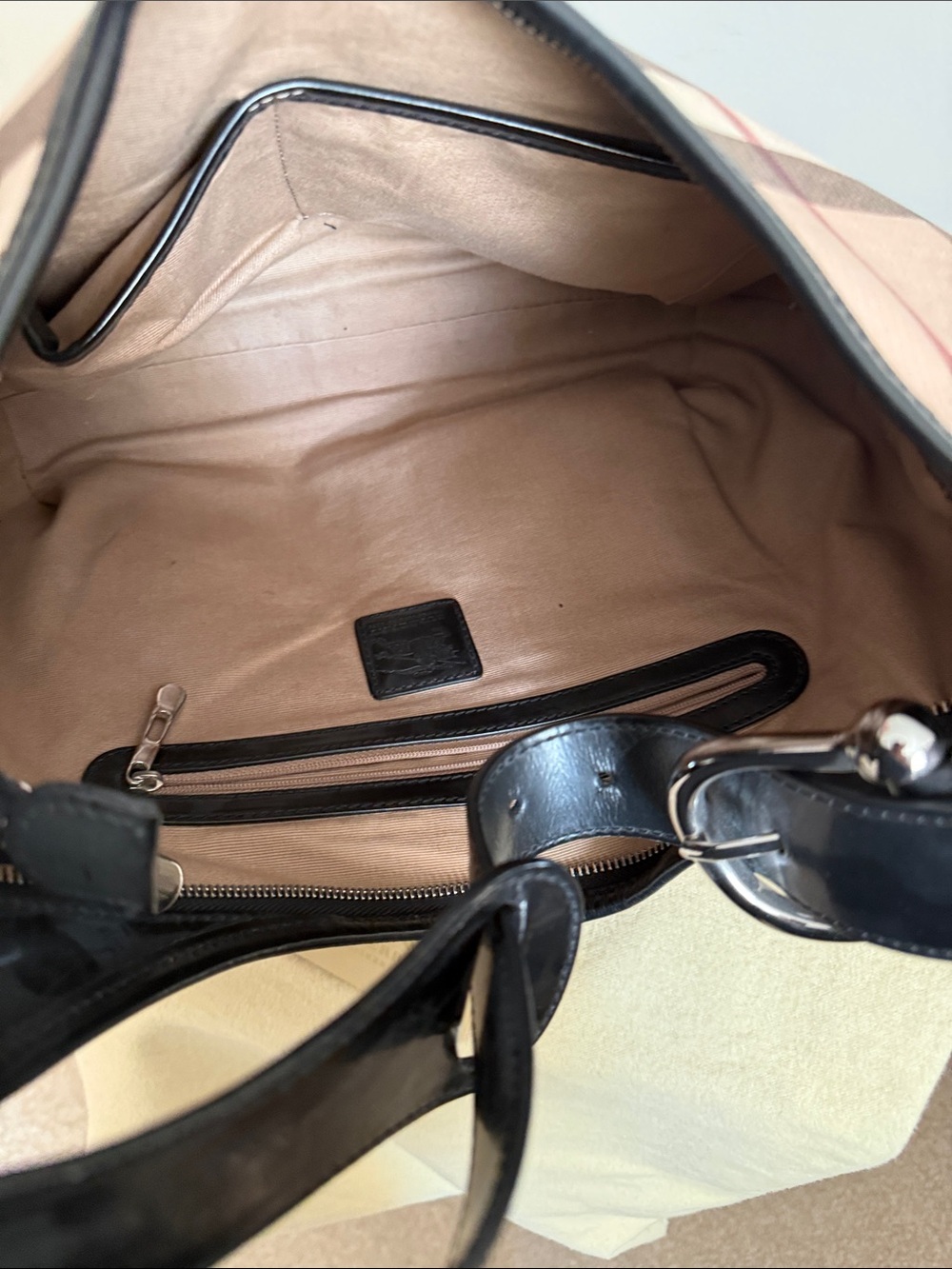 Burberry Beige  Check Shoulder Bag with Black Trim - Picture 3 of 12